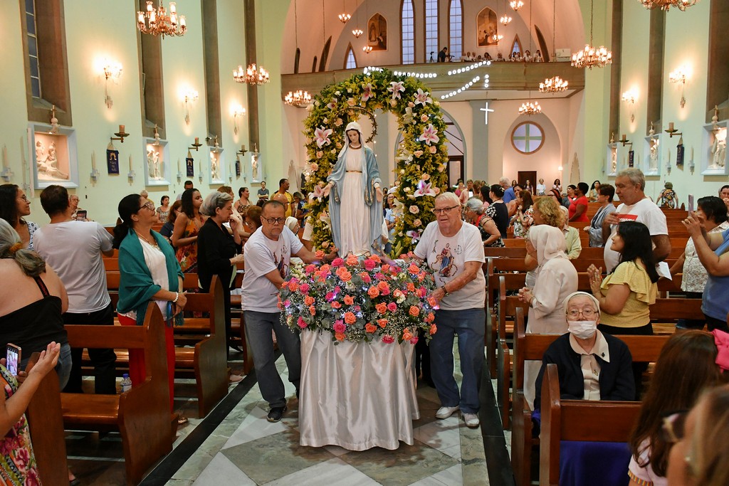 Festa de Nossa Senhora das Graças acontece nesta segunda feira 27